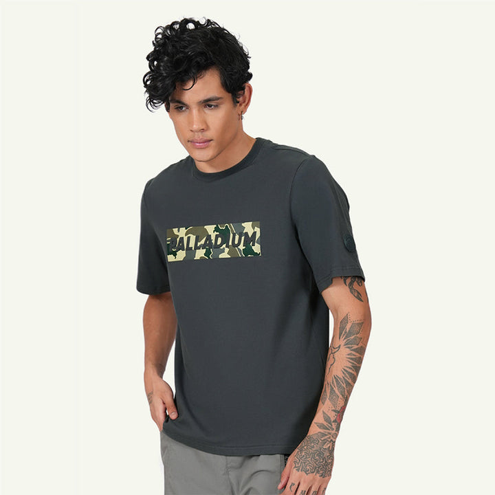 S/S TEE CAMO BANNER MEN'S T-SHIRT EBONY