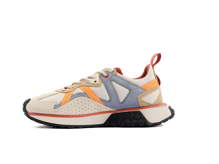 TROOP RUNNER OUTCITY ALMOND MILK