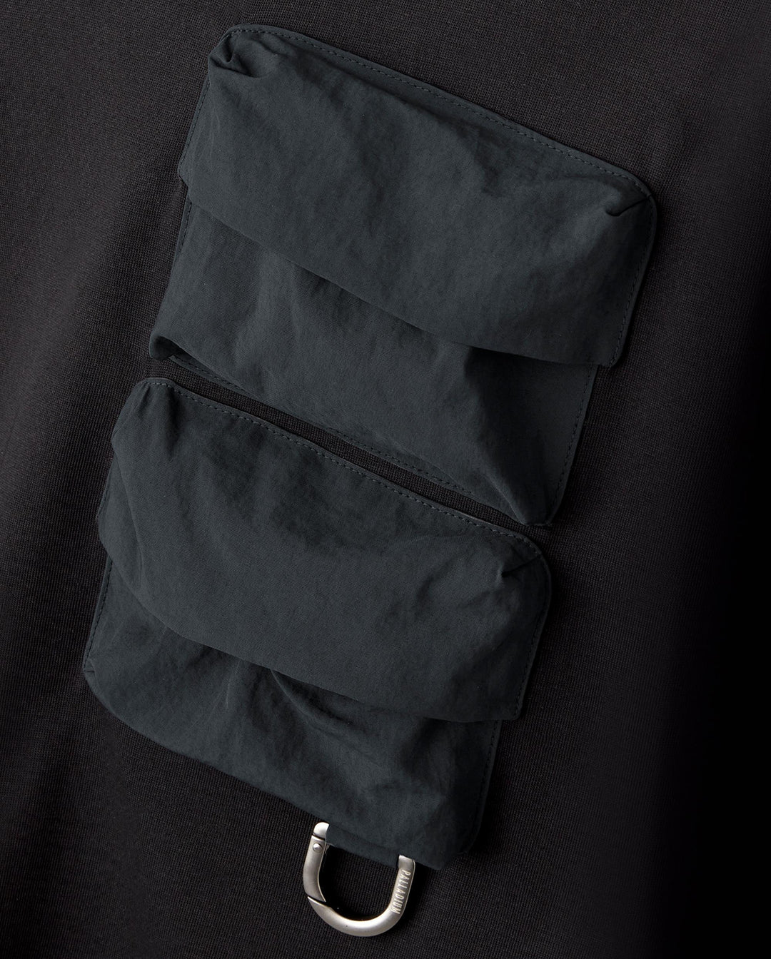 UNISEX 3D POCKETS LONG SLEEVES T-SHIRT BLACK