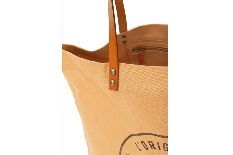 ROUND LOGO TOTE BAG CAMEL